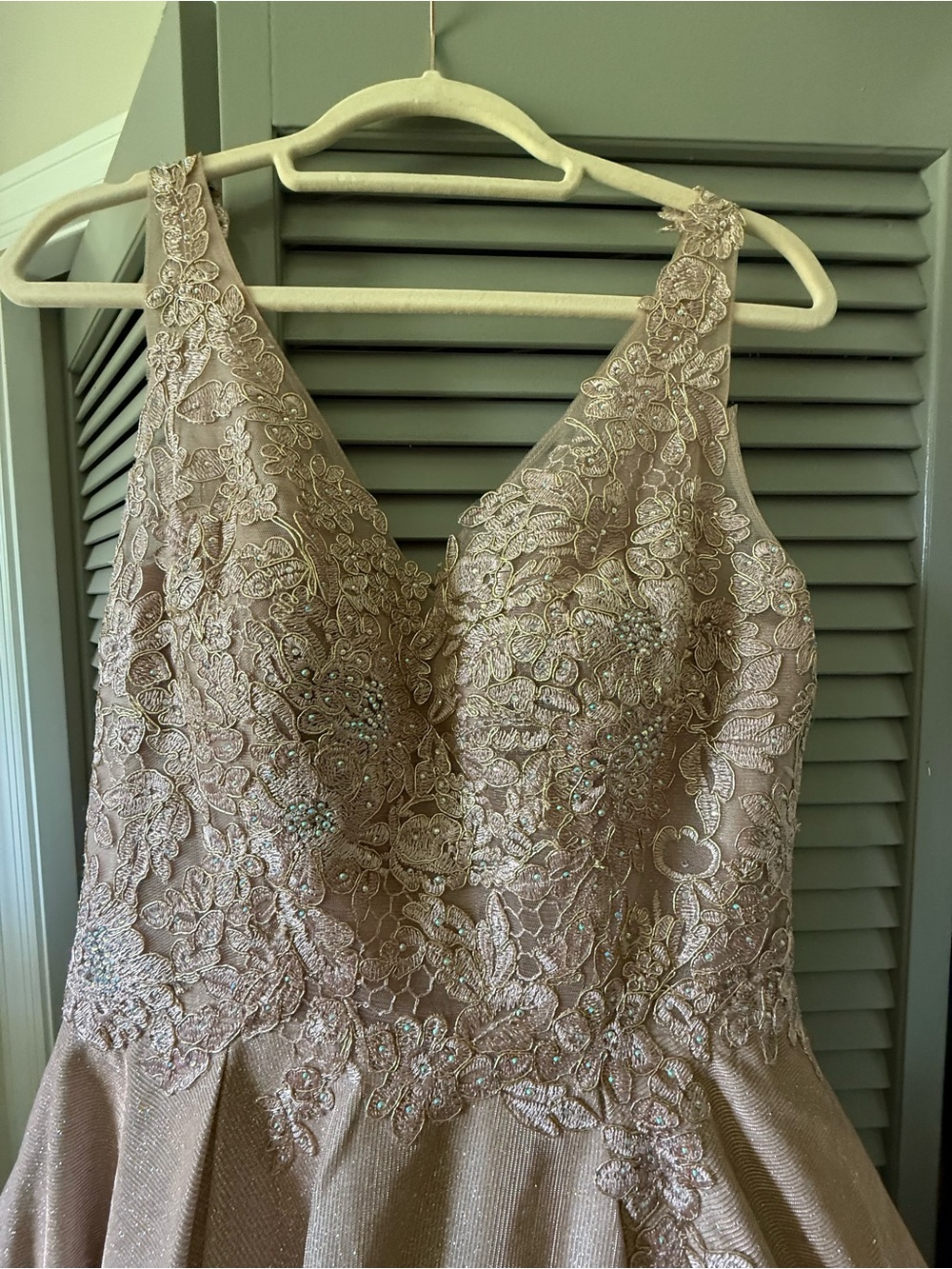 Elegant V-Neck Lace & Glitter Short Prom Dress - Blush - Picture 2 of 7